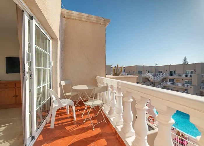 Las Arenas apartamento 2P piscina Caleta de Fuste by Lightbooking